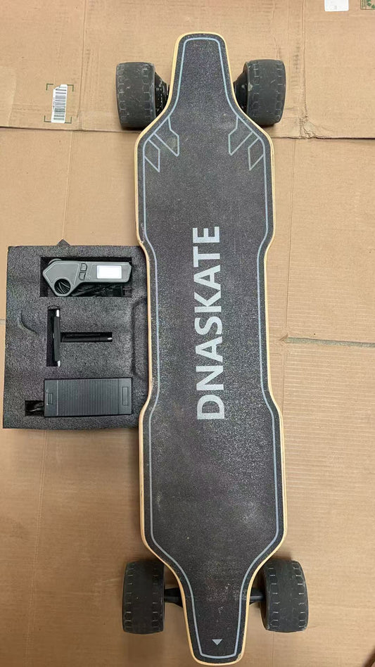 Second-hand, electric skateboard V4